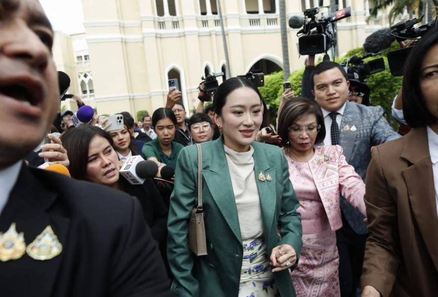 红楼之贾赦重生:接替佩通坦坐镇国门，华人血脉的泰国副总理，能否让中国放心？