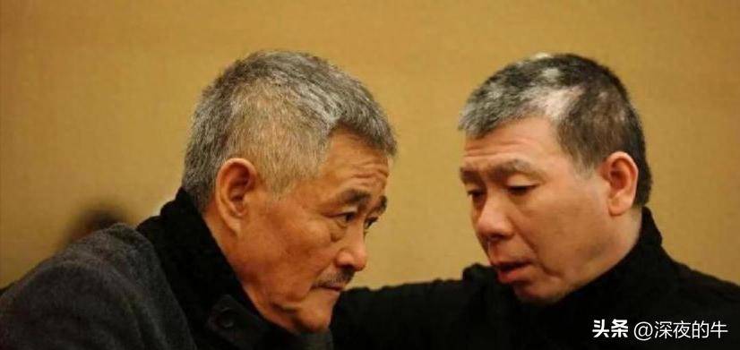 赵本山巅峰时地位有多高？怀抱章子怡不算啥，这张图才叫霸气