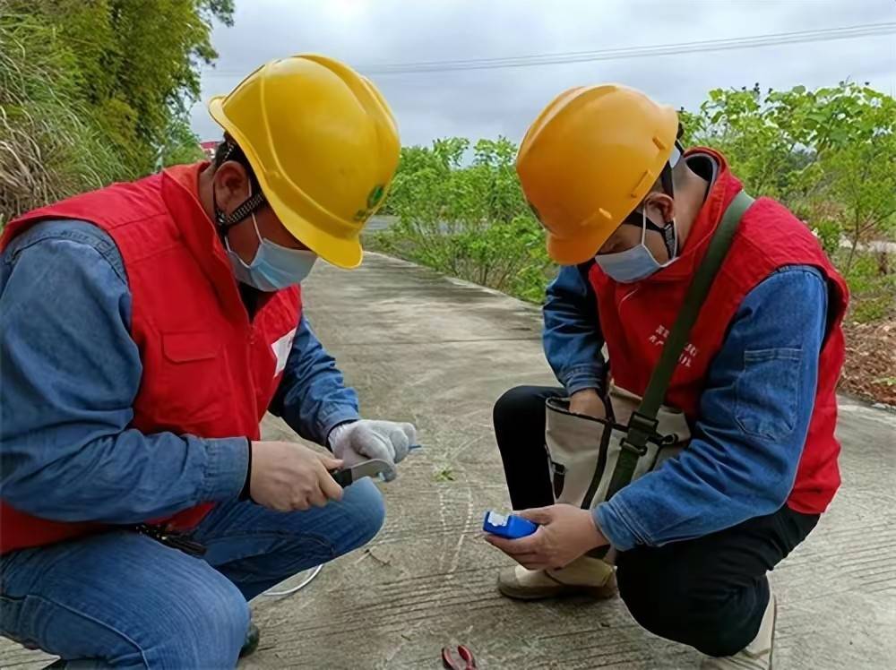 原创             中国发现大批10万吨铀矿！美封锁失败，造多少核弹我们说了算