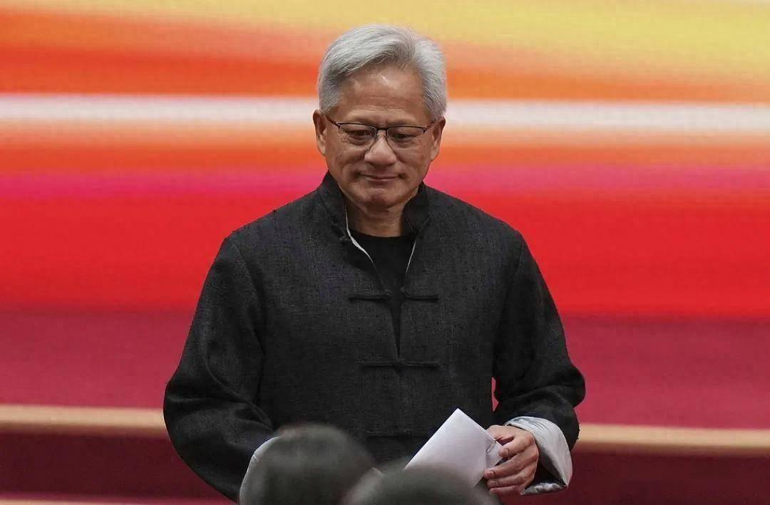 原创             黄仁勋穿唐装，想让国产游戏进点货