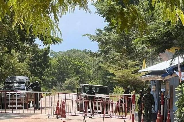 两个邻居打起来了！中方发布预警，1700万人正为洪森的错误买单？