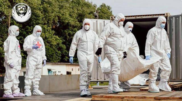 持续1小时，俄乌又谈崩了，普京不见泽连斯基，扔给乌3000具遗体