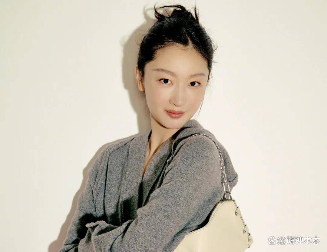 周冬雨刘昊然没分手？女方为男方新片上映包场，网友直呼真爱