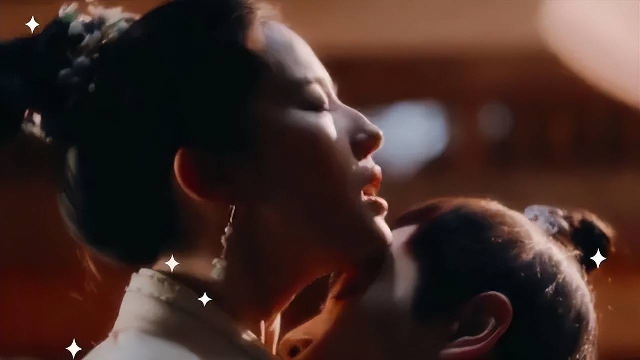 明星刘亦菲被问：拍吻戏有生理反应怎么办？回答让主持人脸都红了
