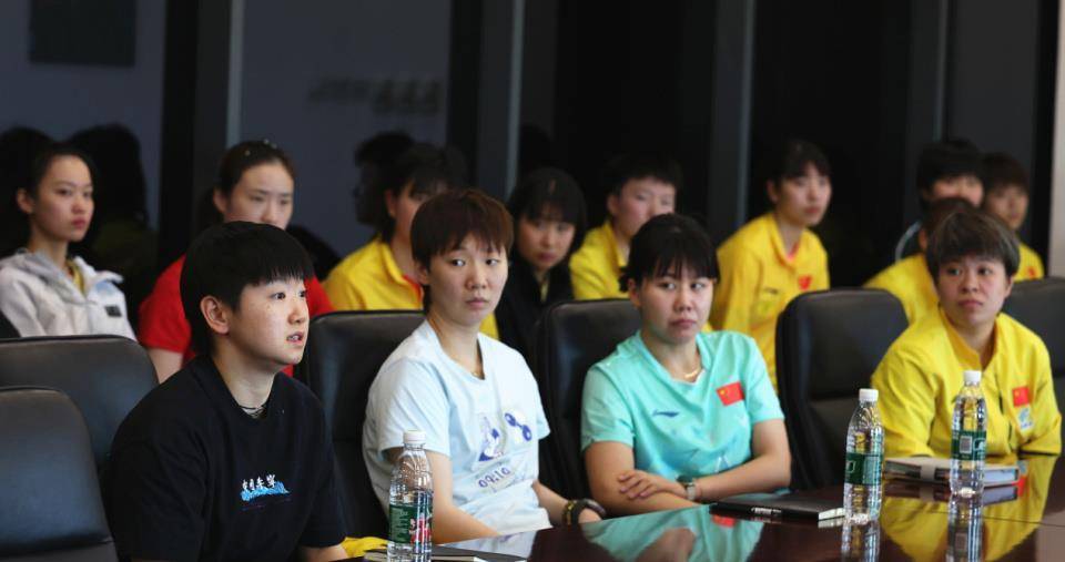 原创             王励勤出手了，国乒教练大洗牌？曝王曼昱等3大主力将换教练！