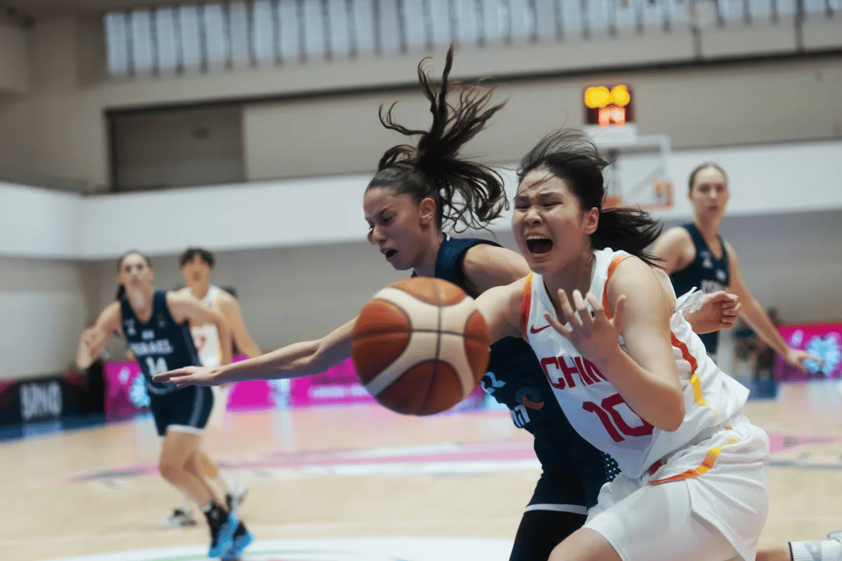 原创             新版李梦出炉！中国女篮再集训，宫鲁鸣招进19岁1米83得分王？