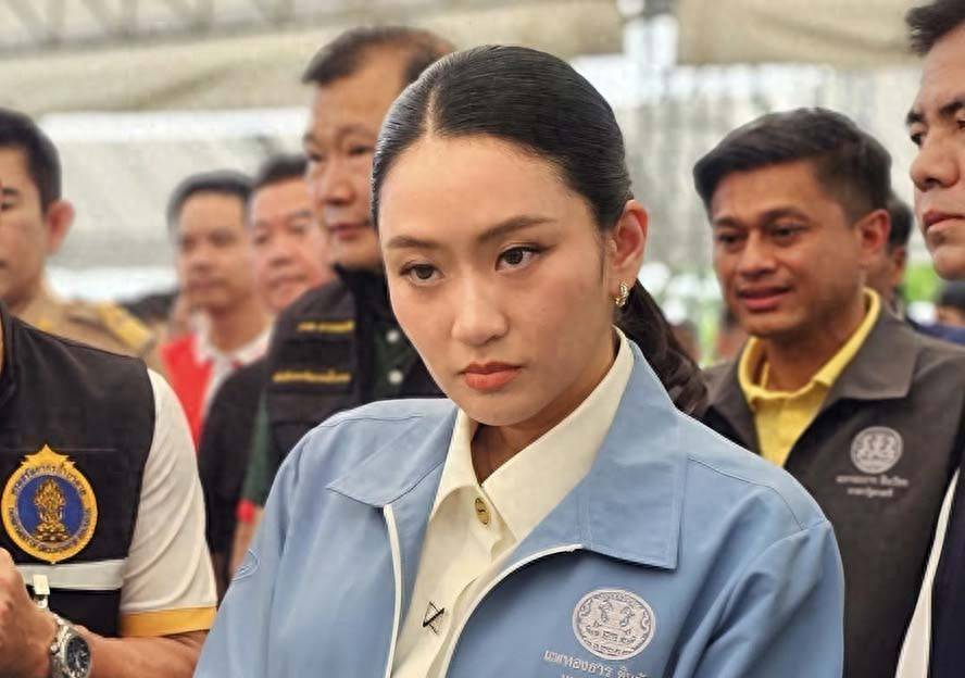 泰柬之战，泰国彻底醒悟，拖了中国4年潜艇合同，终于可以继续了
