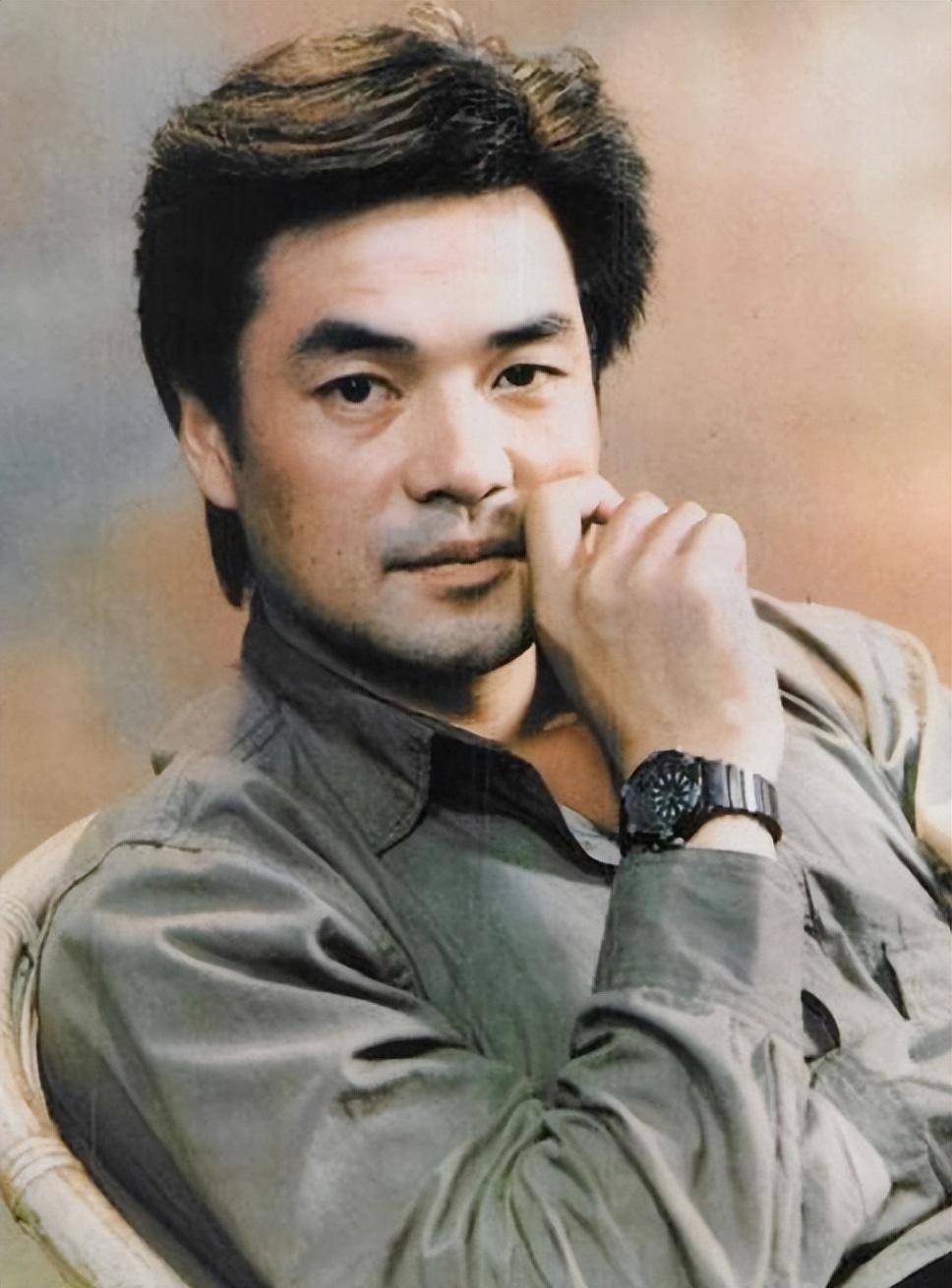尤勇智刘晓春离婚33年，一个再婚无儿无女，一个嫁郭凯敏苦尽甘来