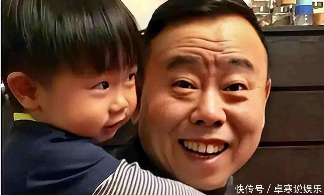 潘长江女儿住娘家，富豪老公忙到没空？背后真相令人意外