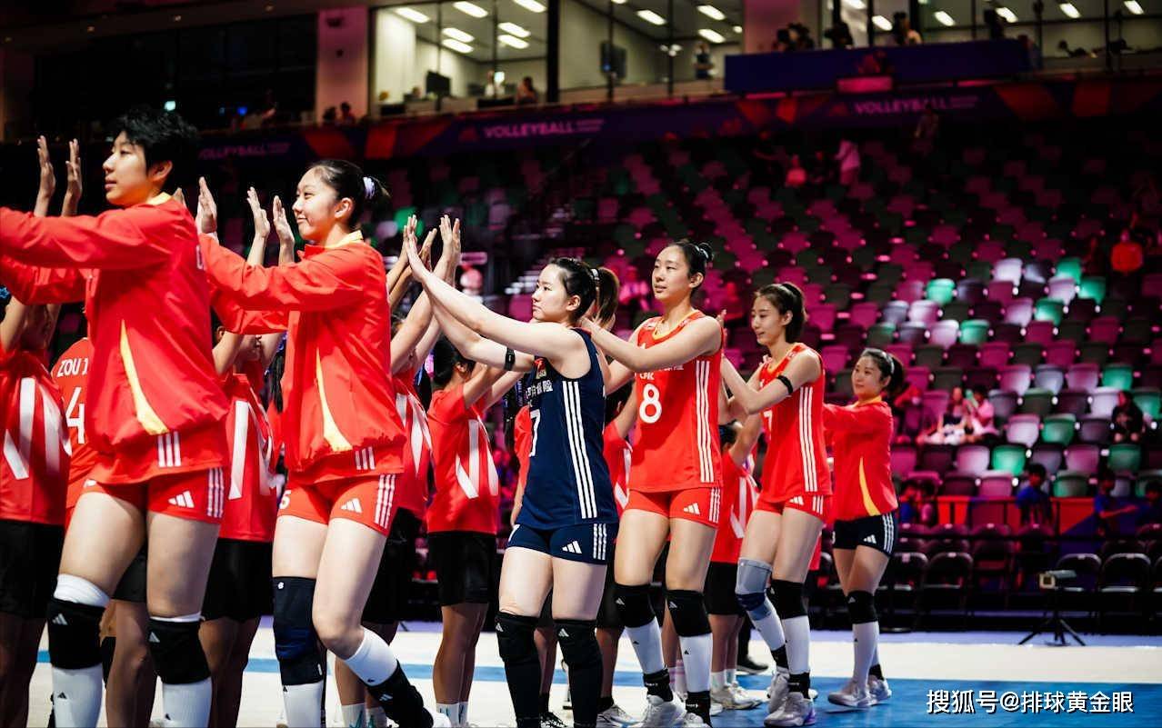 原创             女排更换3将出战世锦赛！副攻背后球仍是短板，李盈莹成球队X因素