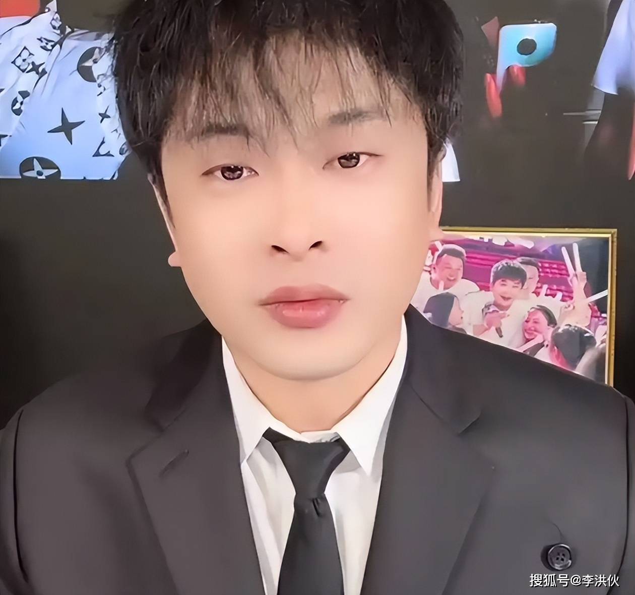 辛巴直播宣布退圈，自曝“肺废了”，翻车多次岂能“一退了之”？