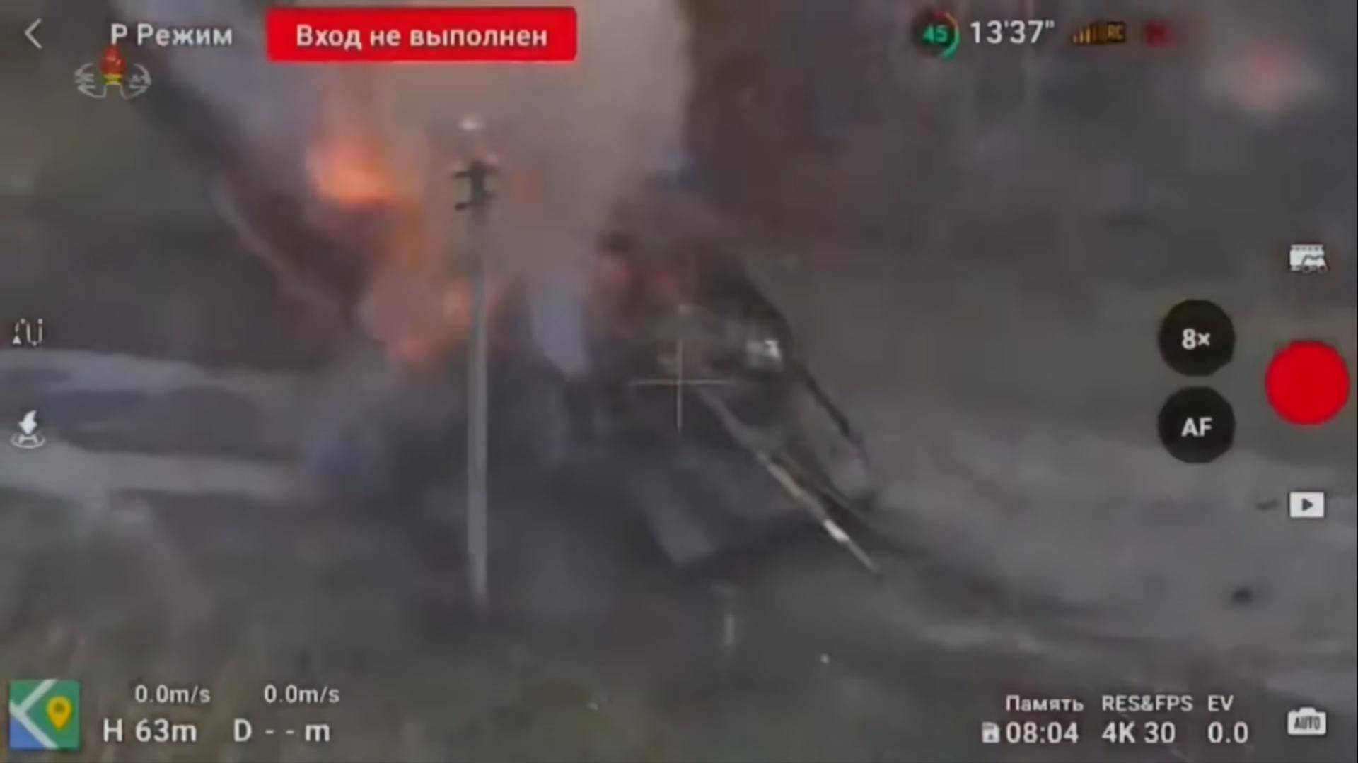 朝鲜兵坐山东猫突击，炸美国突击车，炸反地雷车，107火箭炮开火