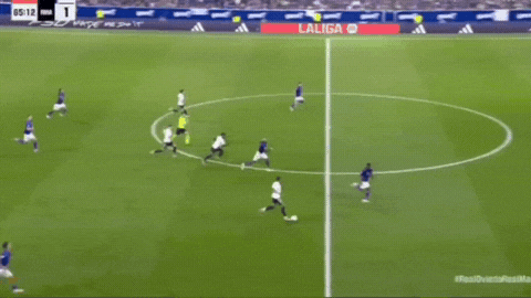 随着皇马3-0奥维西班牙足球甲级联赛多西甲积分榜再次变化黄潜领跑榜首皇马仅排第三