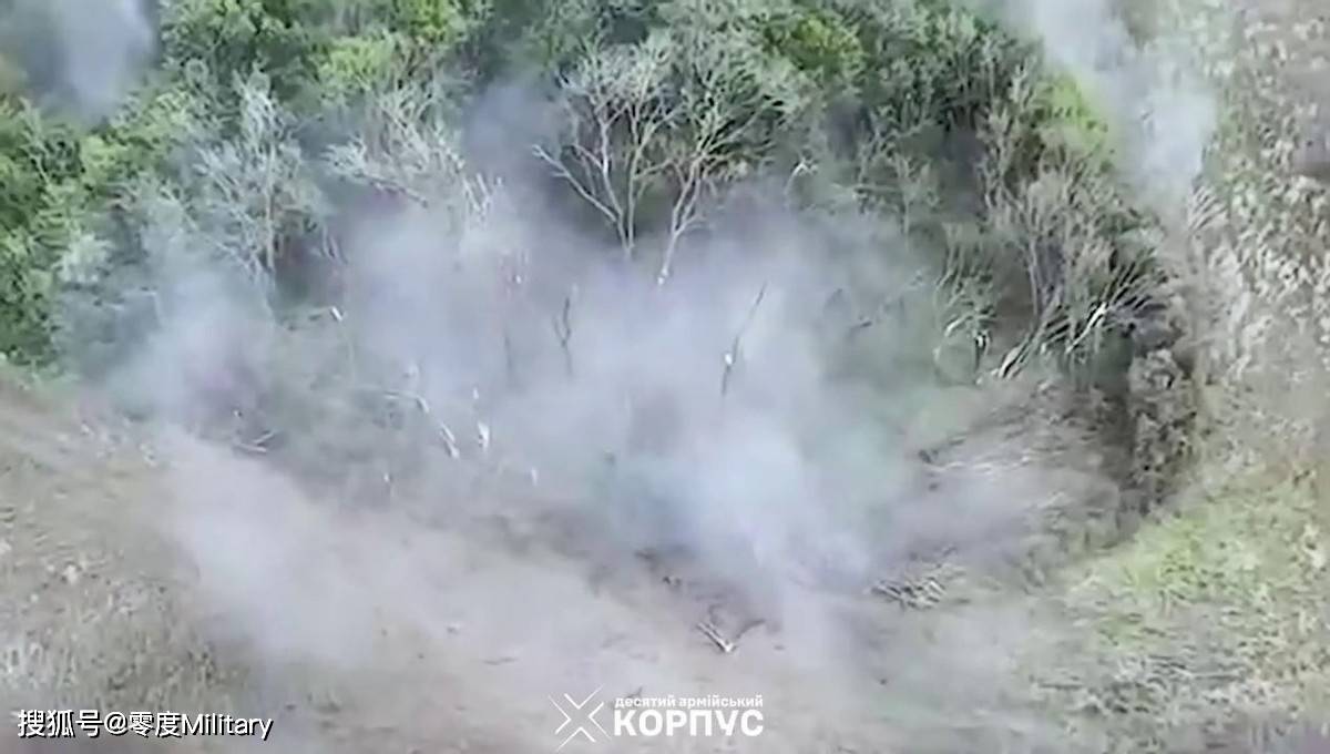 炮仗厂开工了？乌军摧毁哈尔科夫地区俄罗斯弹药库，引发巨大爆炸