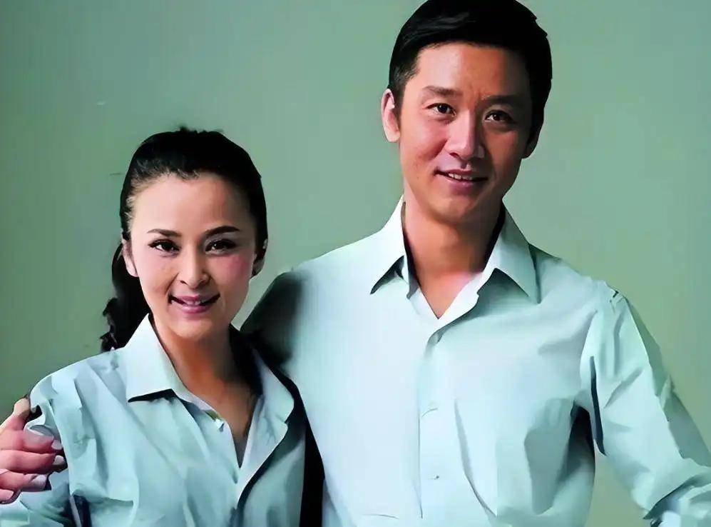 黄志忠做梦不敢信，抛弃的患难之妻，竟成别人眼中的珍宝