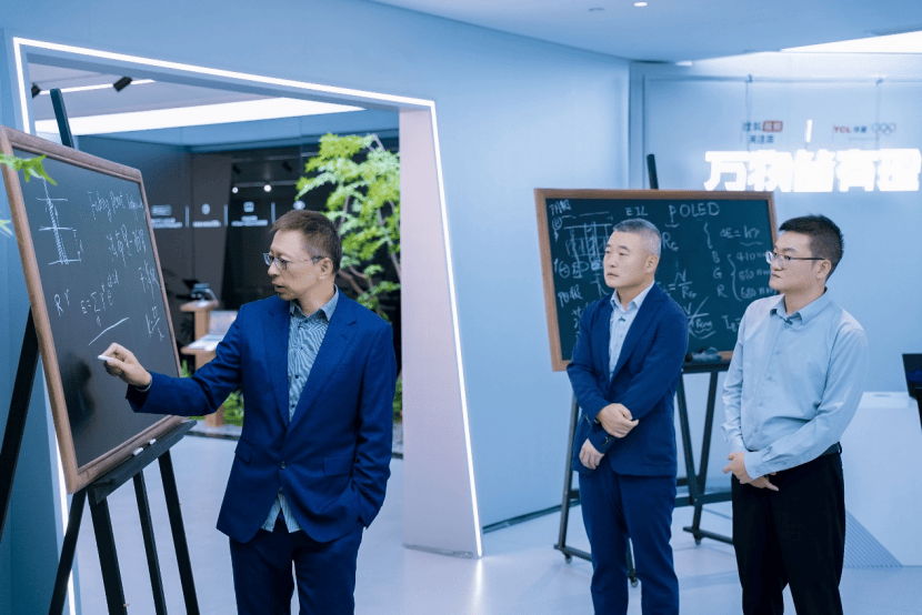 中国显示产业的重大突破！搜狐张朝阳走进TCL华星，探索一块“好屏”的长期主义