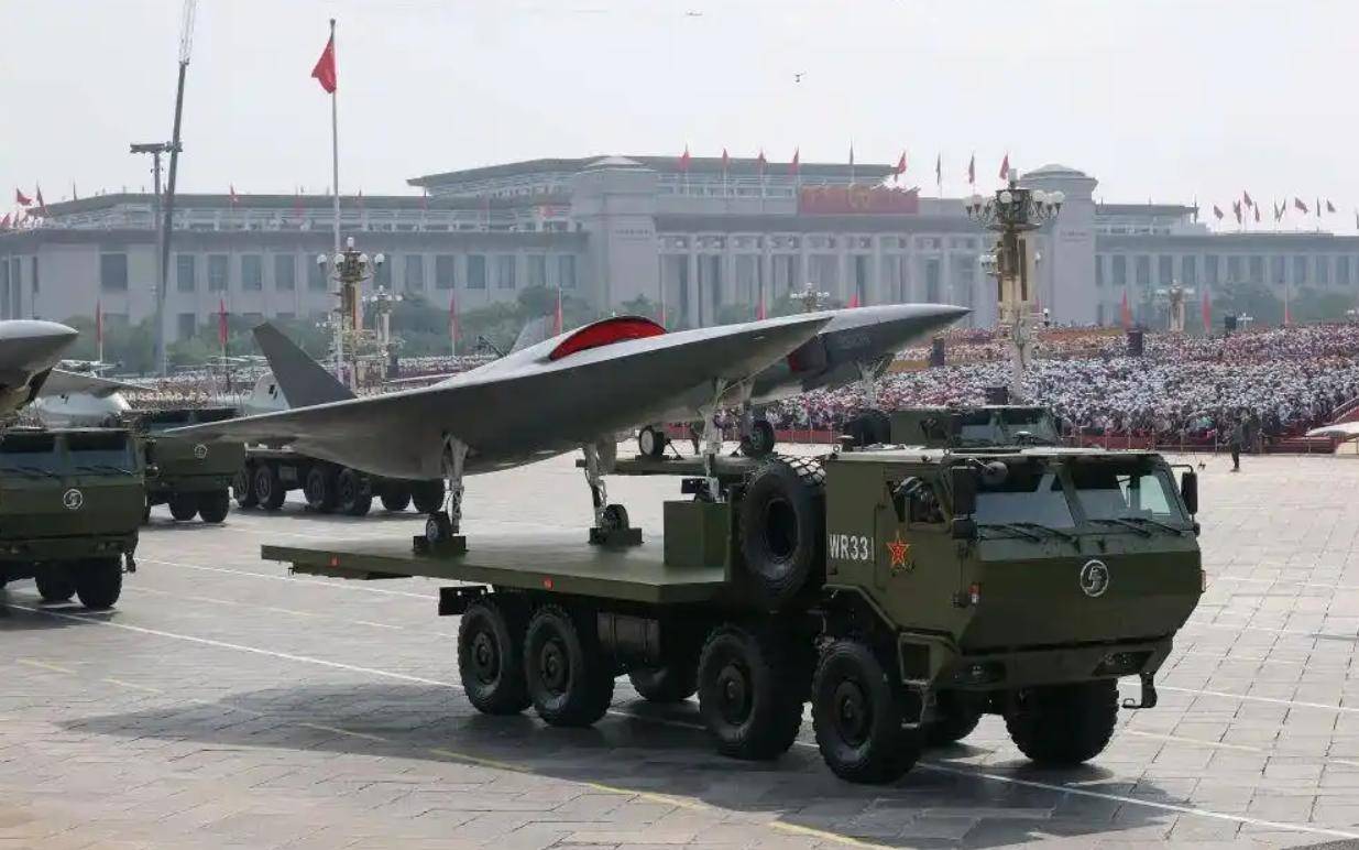 九三阅兵过后，国际风向真的变了，外媒纷纷感慨：中国成为引领者
