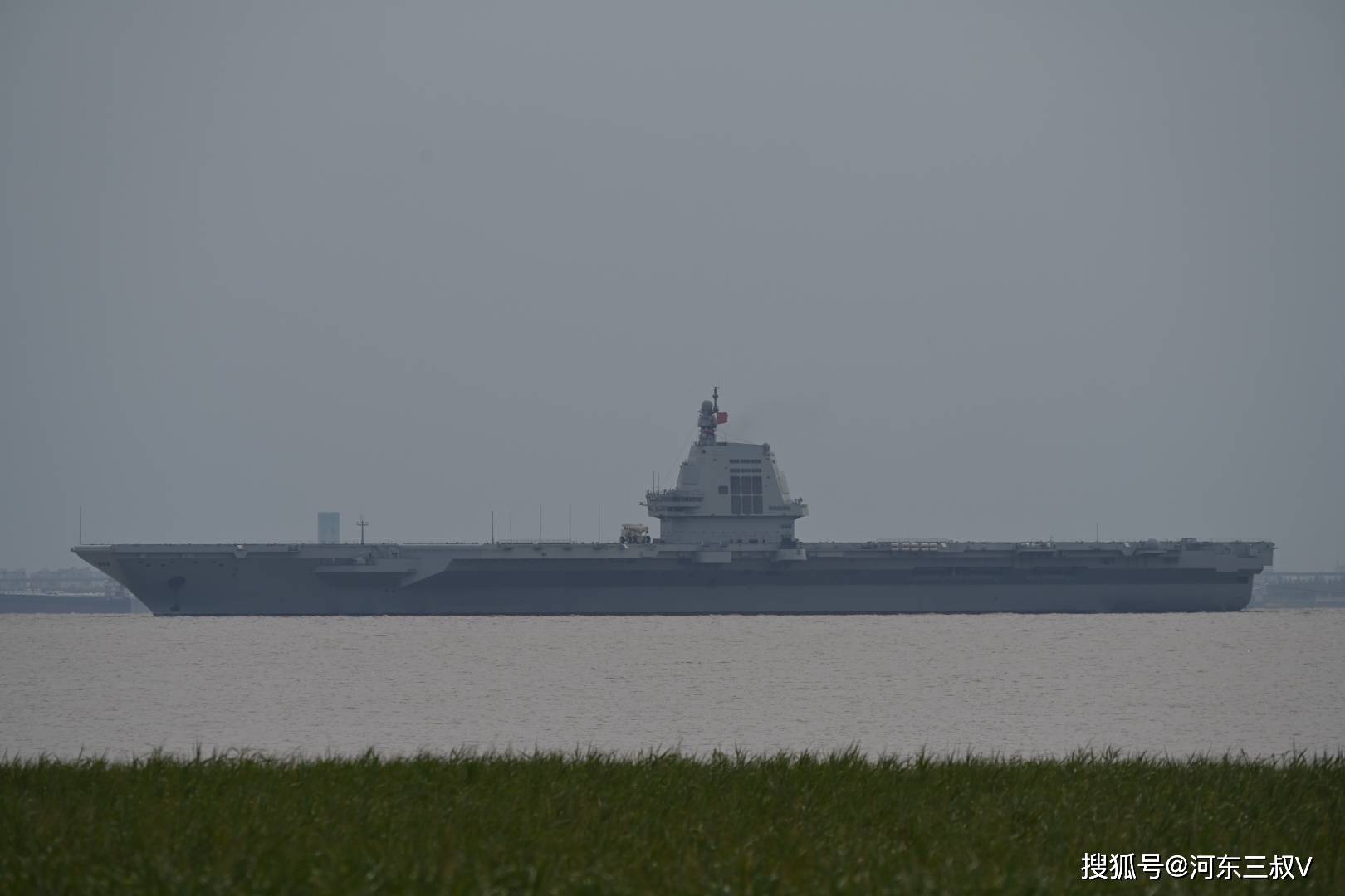 国庆可能有惊喜，福建舰再次出港，或一路向南回母港准备交付