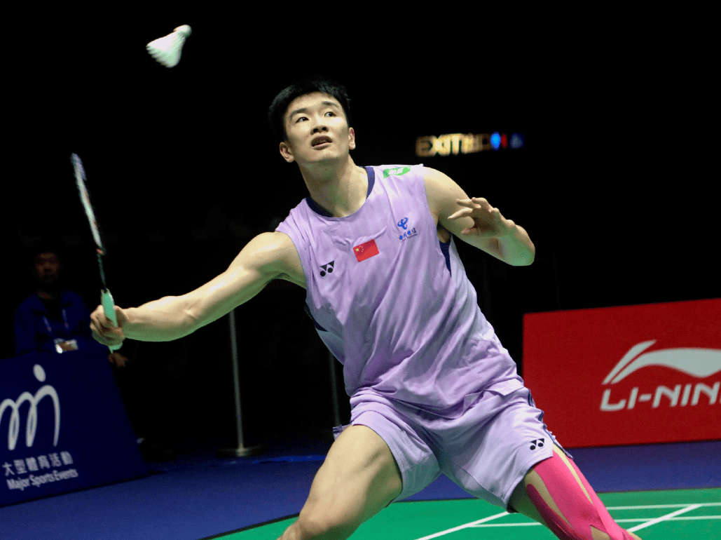 原创             香港公开赛封王！李诗沣2-0横扫前世界第6，终结男单12年冠军荒