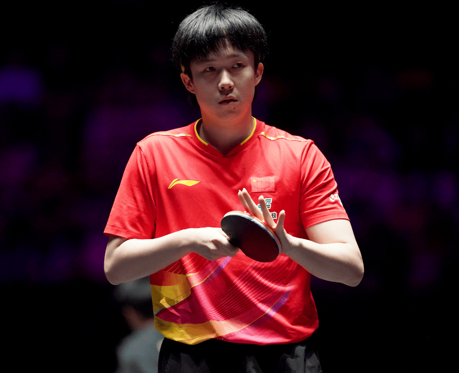 原创             为小师弟复仇！王楚钦4-0击溃韩国老将，剑指澳门冠军赛第三冠