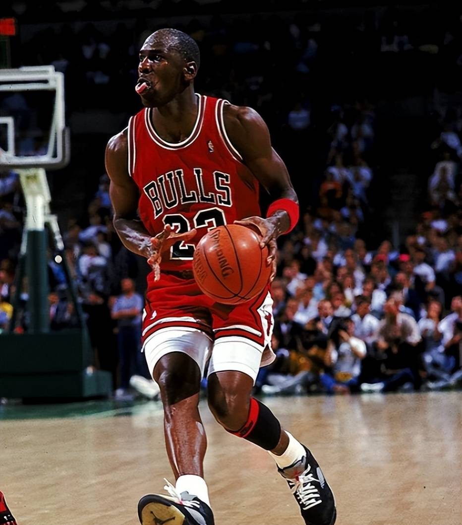 重排NBA近30年最难破5大纪录科比81