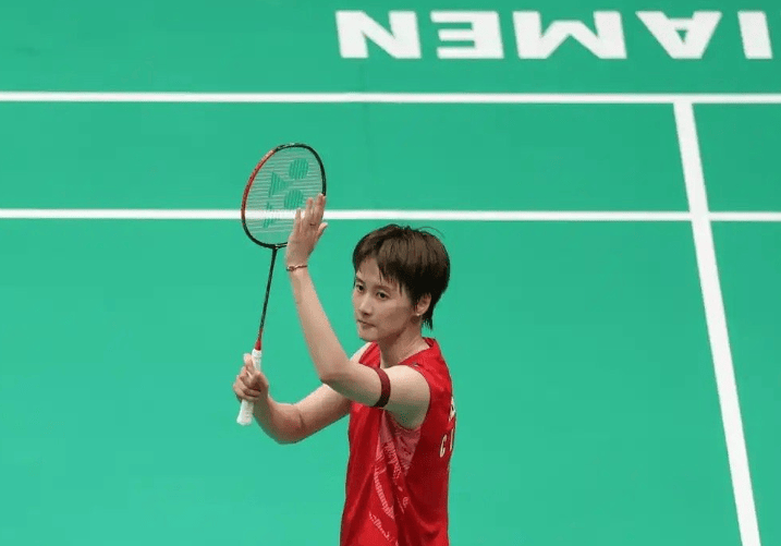 原创             国羽一姐满血回归！陈雨菲2-0给小师妹上大师课，1/8决赛对阵出炉