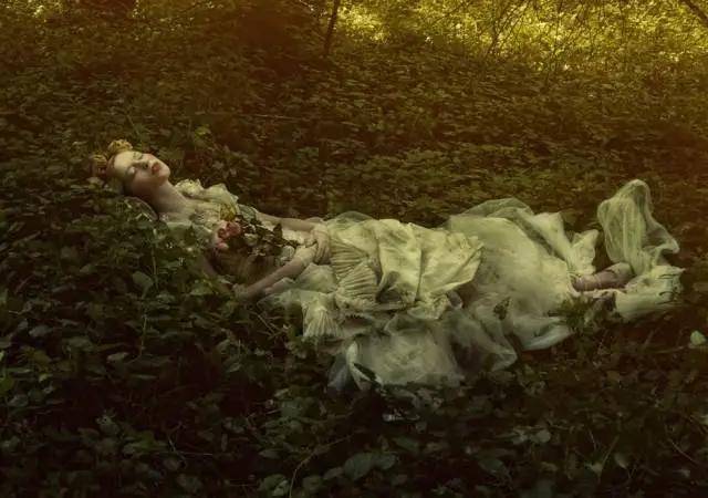 震撼！波兰摄影界的Katarzyna Widmańska揭开