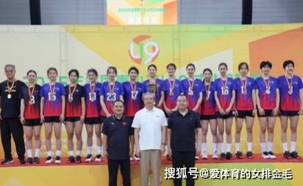 原创             整体VS球星：张籽萱成江苏女排发动机，上海过度依靠黄悦鑫杨舒茗