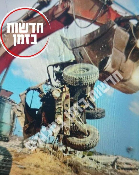 大捷！以色列军官团遭伏击，1名少校3名中尉阵亡，地雷炸飞悍马车