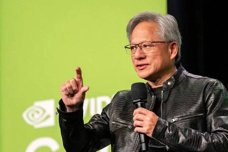 中方吹响对美芯片反攻号角！华为亮昇腾970芯片，释放信息量大