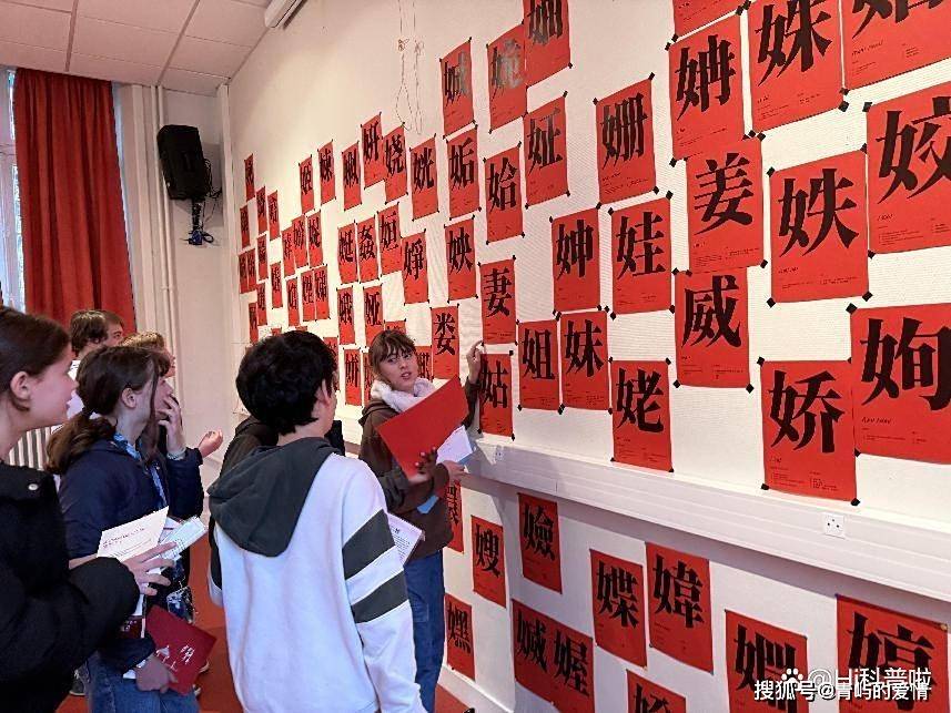 原创             外国网友：为什么英文还在不断造词进步，而中文已经停止演化了？
