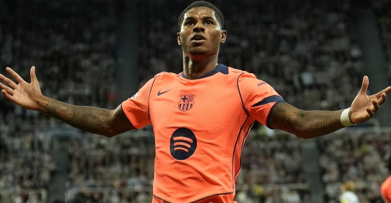 原创 树挪死人挪活!曼联废柴转战新东家后4场造5球彻底迎来爆发,阿莫林追悔莫及