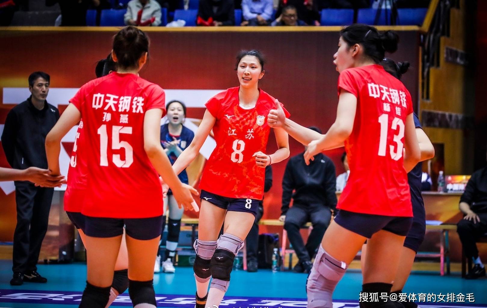 原创             热身赛江苏女排3:1浙江！刁琳宇康复神速，张常宁后攻太暴力