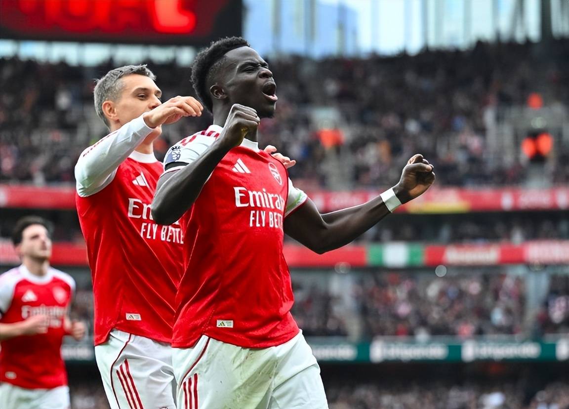 英格兰足球超级联赛2个2-0！1个2-1！英超变天：榜首易主曼联回正轨 冠军赔率乱套了