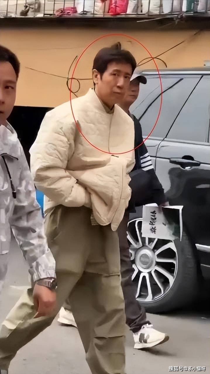 于和伟饭店吃饭被“抹零”，老板想合影，他的回答，堪称“教科书”！