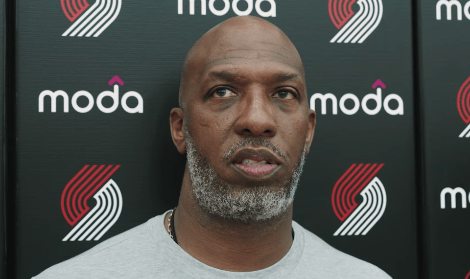 原创 杨瀚森也有机会首发?比卢普斯公布季前赛计划 评估球员细节重于数据