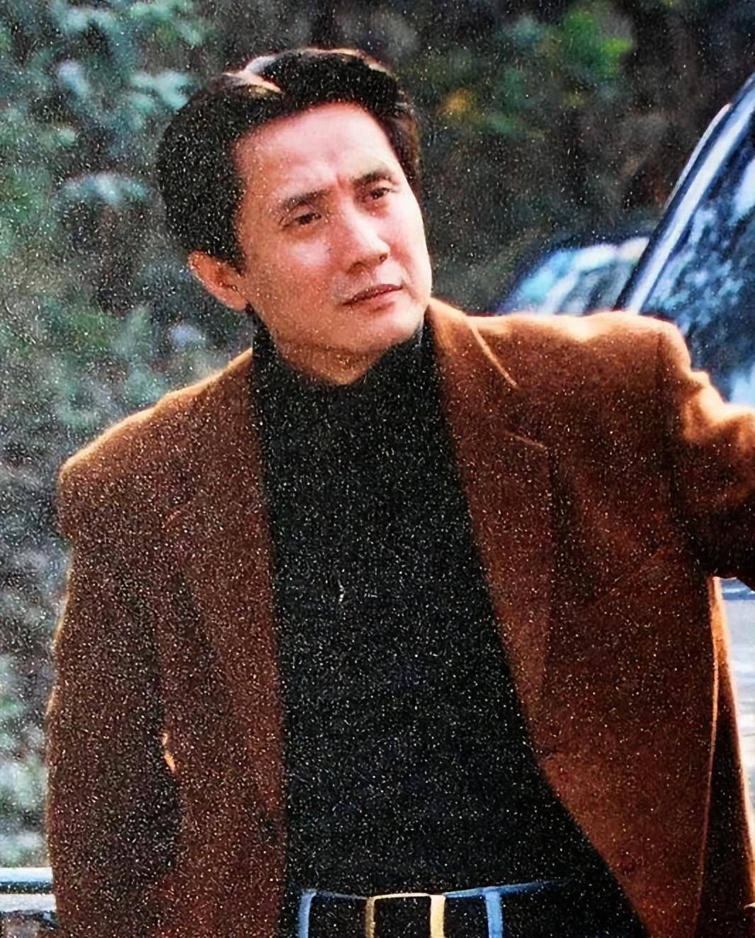 大器晚成张志坚:娶个妻子是粉丝,家里她是老大,余生绝不辜负她