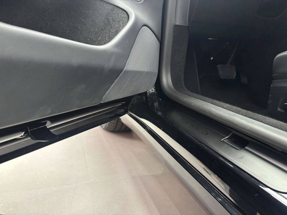实探10家新能源车：多数极端情况无法开门，全隐藏式把手或被禁