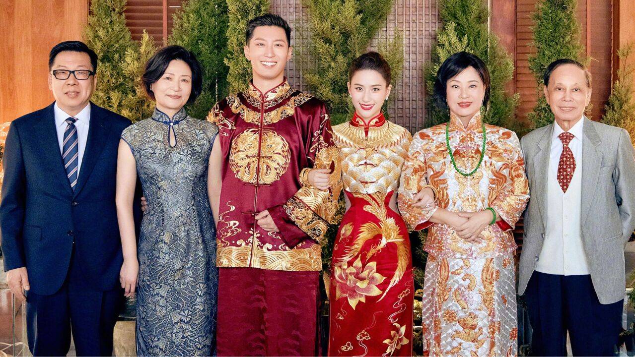 考古 | 何超莲与窦骁感情状态引热议!港圈千金更多婚姻内幕曝光! 考古 | 何超莲与窦骁感情状态引热议!港圈千金更多婚姻内幕曝光!