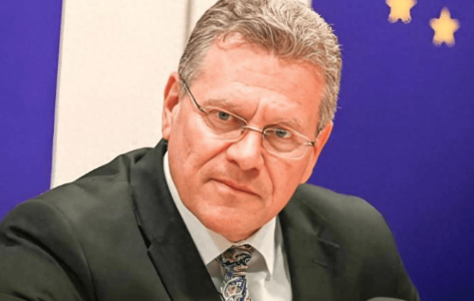 荷兰紧急对华服软，晚了！安世中国留下一封信，拒绝美元结算，欧盟紧急一通电话打往北京