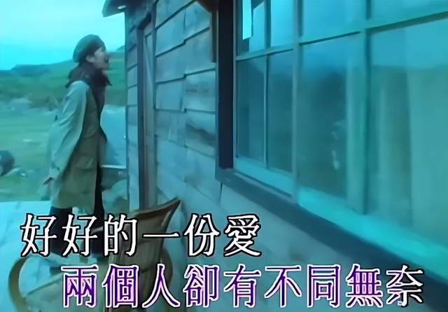 当两个女明星,在颁奖典礼接吻