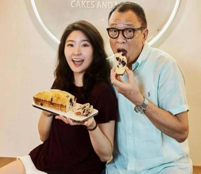 老戏骨许绍雄去世!因癌症引发多器官衰竭,周润发见其最后一面