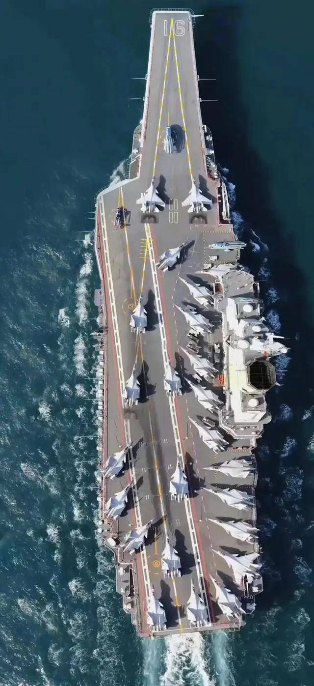 美媒：中国“福建”舰战斗力仅有50年前“尼米兹”级航母的60%？