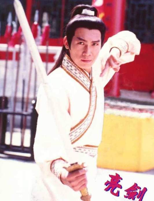 59岁港星“最帅展昭”甄志强去世,曝最后露面照,曾两度恋上富婆