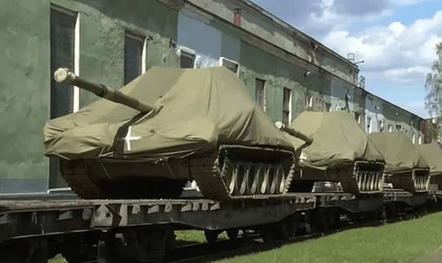 俄军坦克入不敷出？被曝库存快打光了，会从中国买退役的59式吗