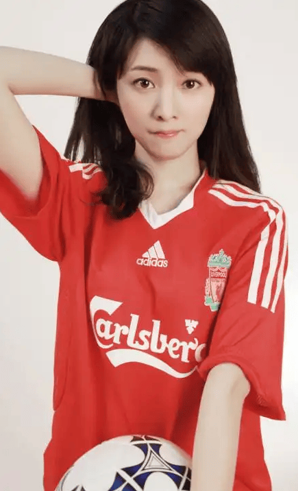 英超联赛免费高清直播+实时赛程+积分预测（2025赛季全覆盖）英超冠军争夺三选一我最看好的还是“喜欢掉链子”的阿森纳