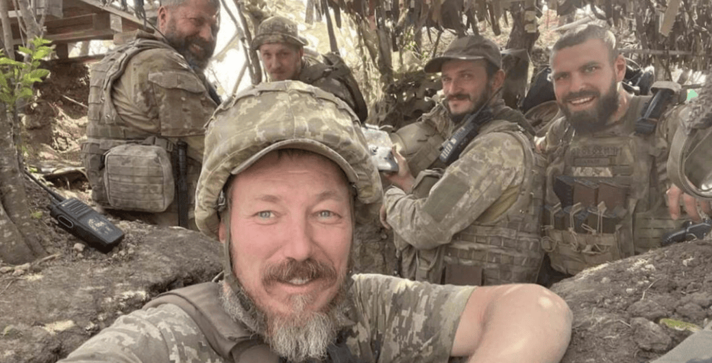 17万俄军都拿不下红军城？乌克兰吹响反攻号角，泽连斯基宣布“胜利在望”