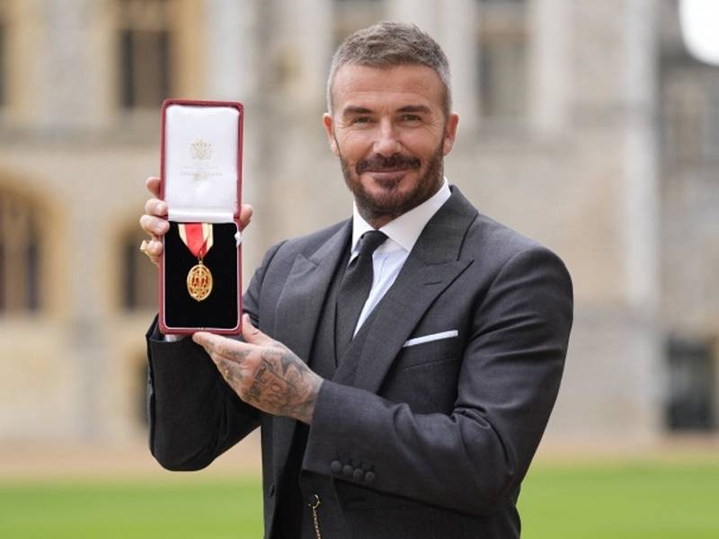 英超两场强强对话曼联重演冠军对决曼城利物浦力争完美一周英超联赛免费高清直播+实时赛程+积分预测（2025赛季全覆盖）