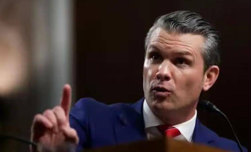 福建舰刚入列，国防部送给菲律宾8个字，美方提前往后缩，菲律宾能撑到美国来援吗？