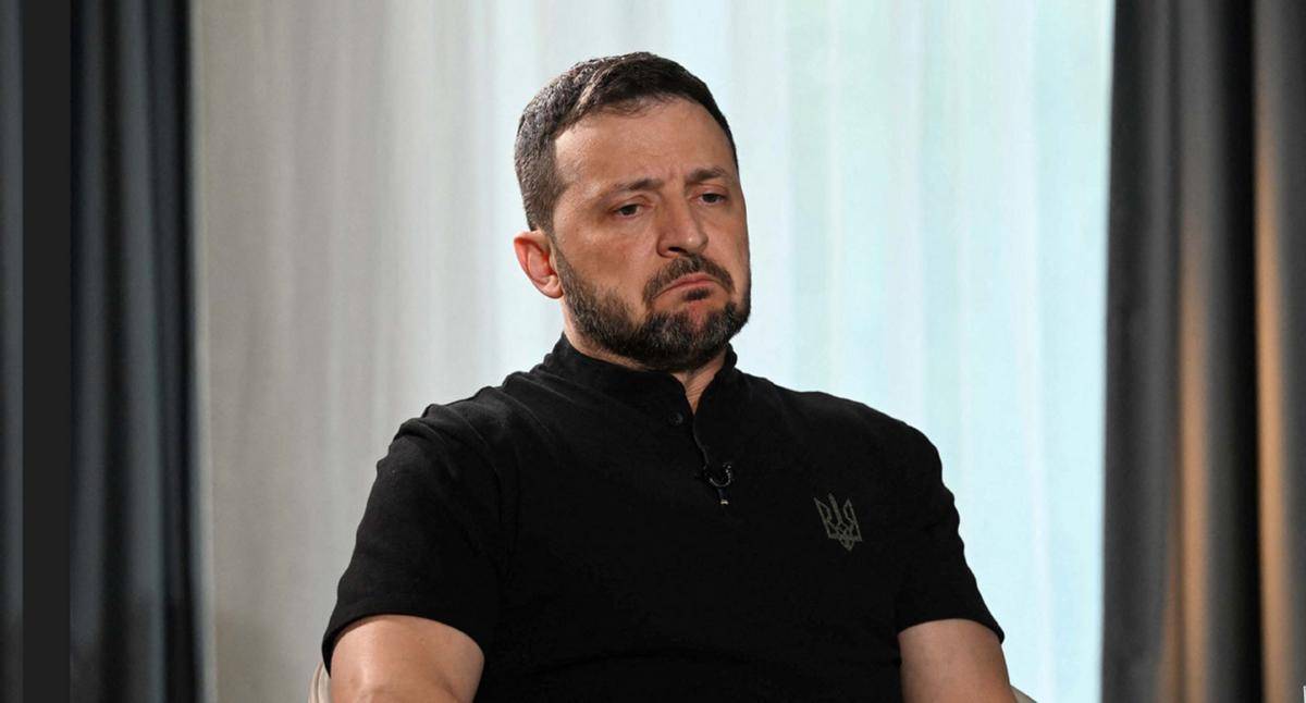 留给乌的时间不多了，美前官员发出“死亡预告”，泽连斯基如果不逃，圣诞前或被斩首